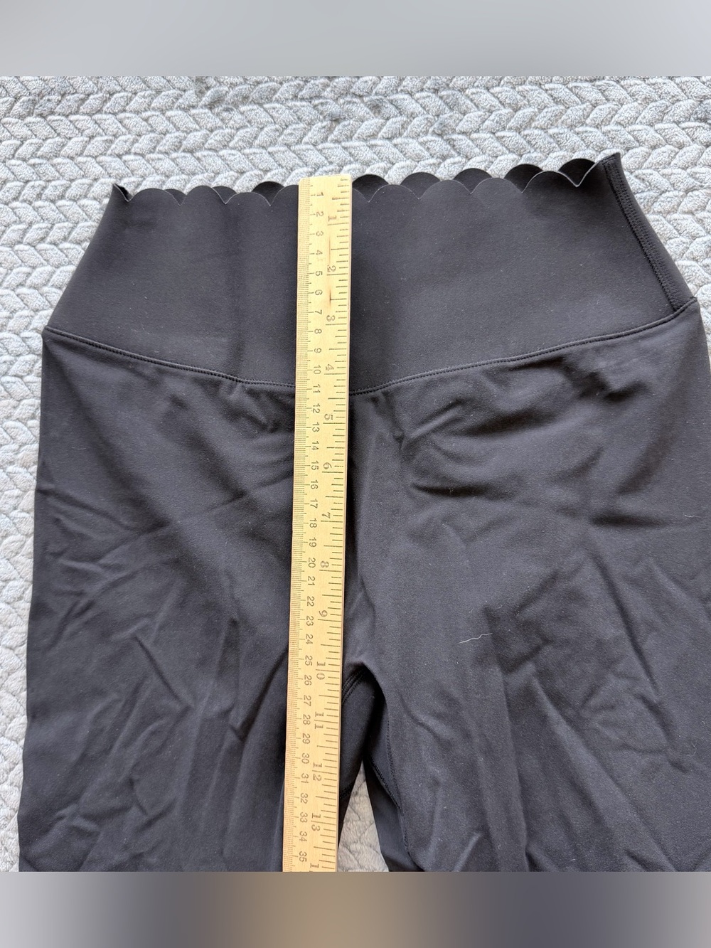 Buffbunny Collection Rosa Scalloped Waist Leggings Black Size Medium - Picture 7 of 9